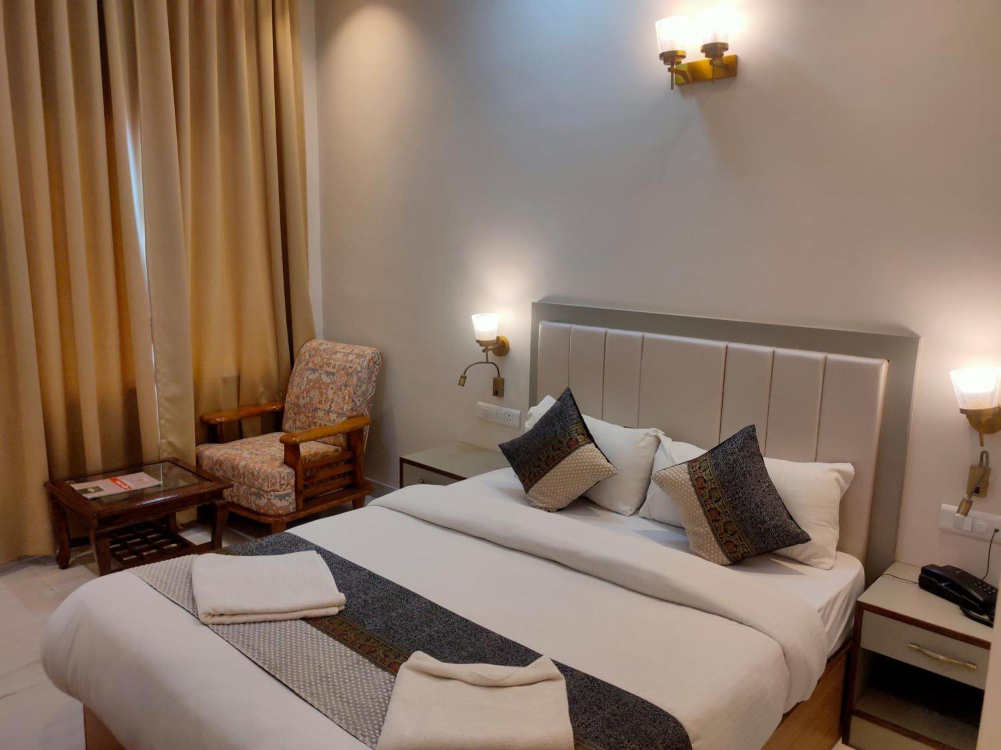 Hotel Hvh Kashi Vishwanath - 400 Meters From Kashi Vishwanath Temple & Ganga Aarti Ghat